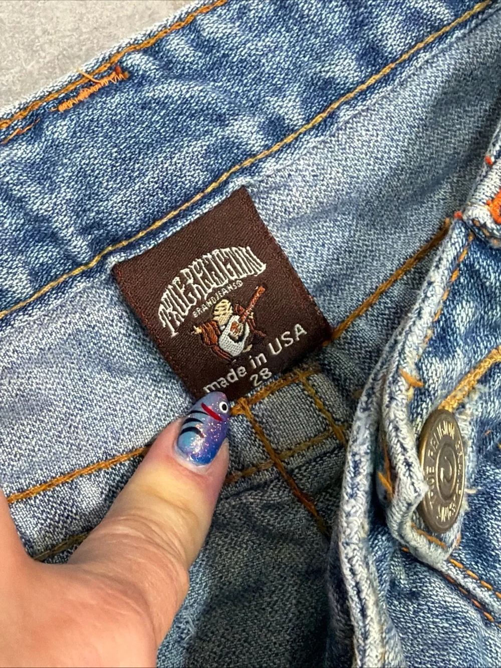 True Religion Festival Jeans Distressed/Vintage 2004 Bobby Berkley Size 28